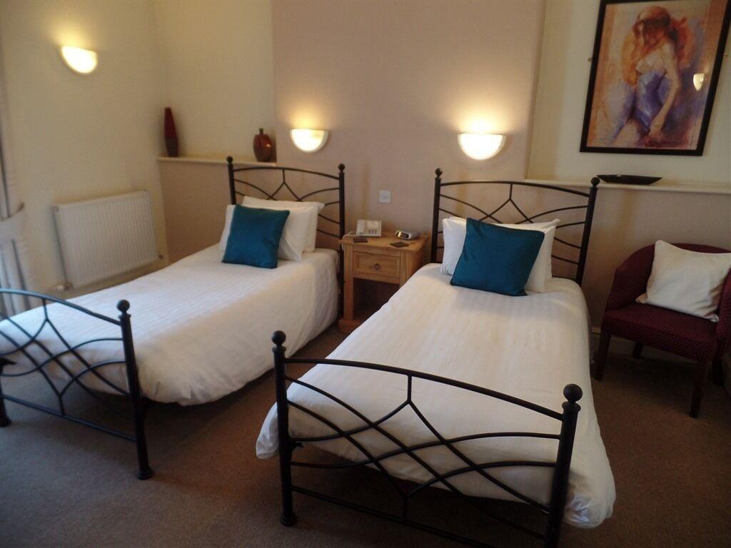 The Dodington Lodge Hotel Whitchurch  Buitenkant foto