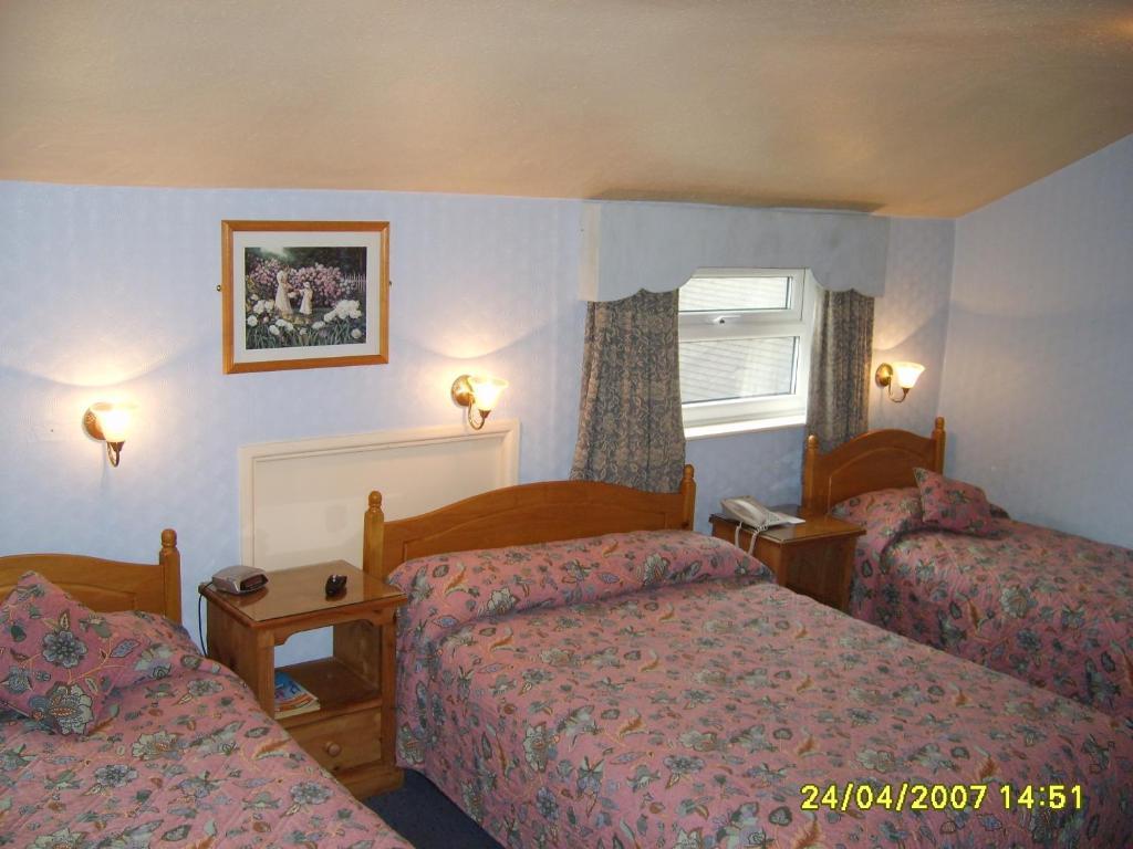 The Dodington Lodge Hotel Whitchurch  Kamer foto