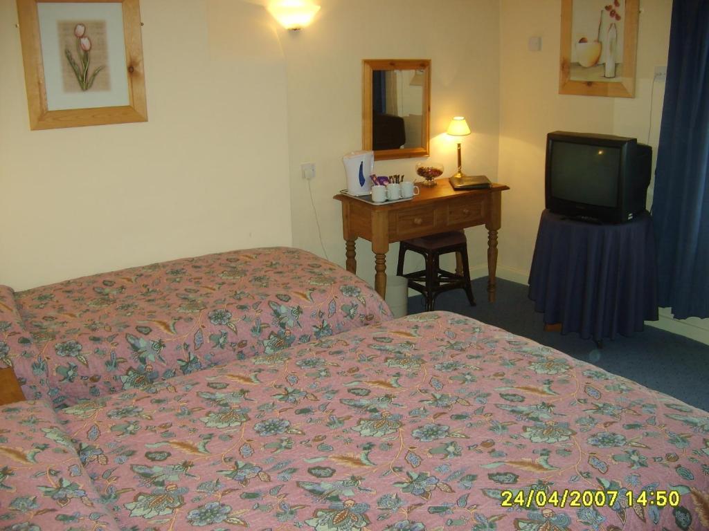 The Dodington Lodge Hotel Whitchurch  Kamer foto